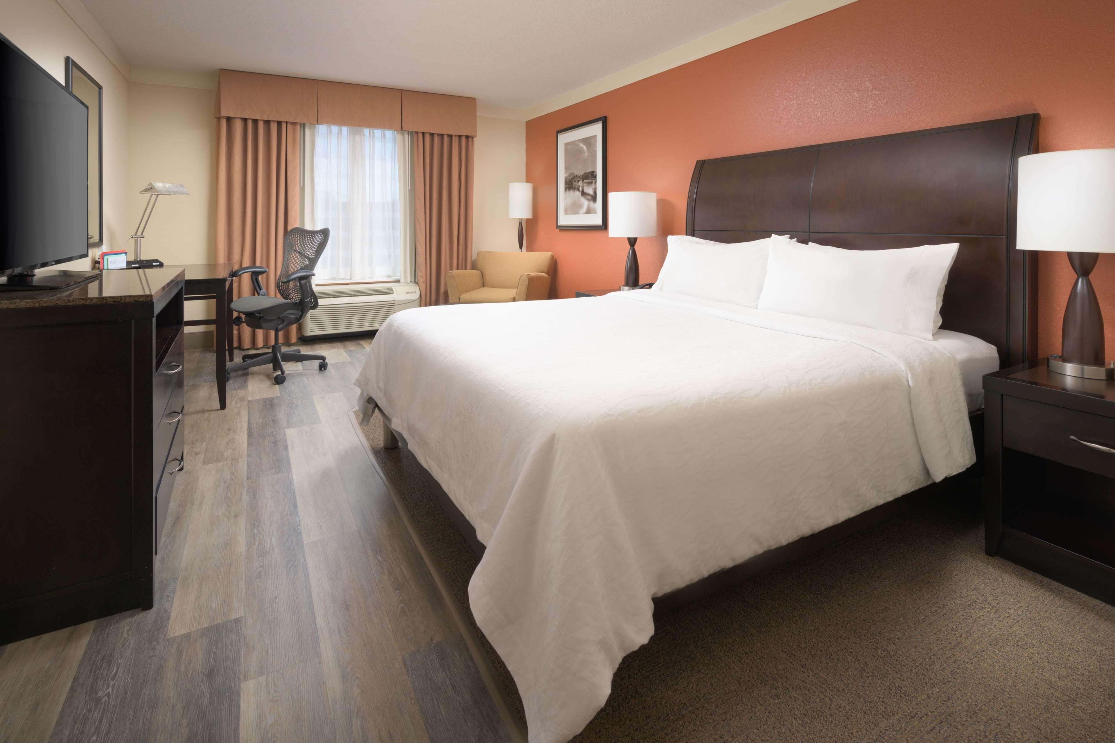 Hilton Garden Inn Chattanooga Downtown Exteriör bild